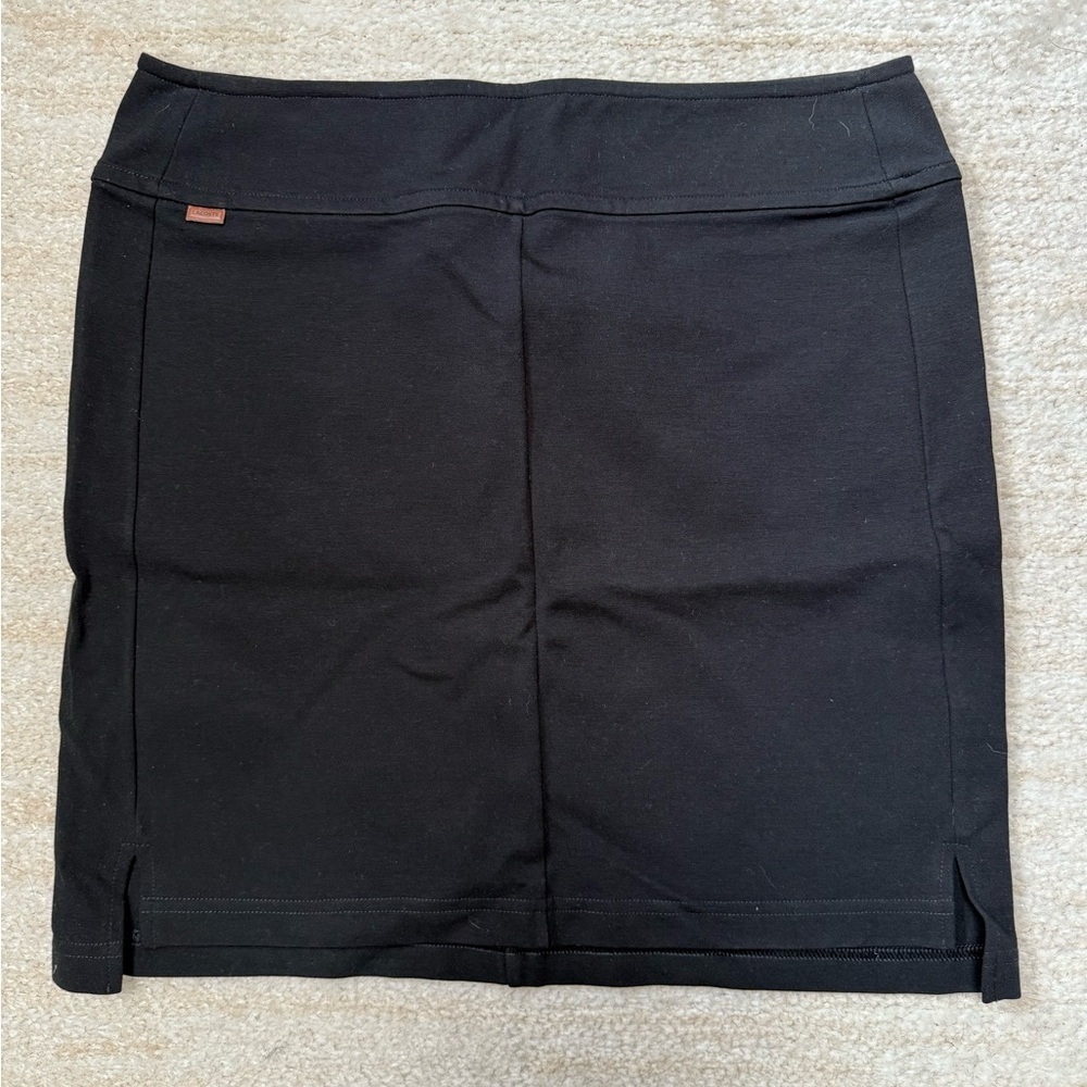 Women’s Lacoste Black fitted Skirt